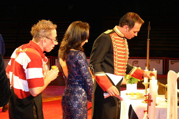 Circus-Gottesdienst im Circus Busch-Roland