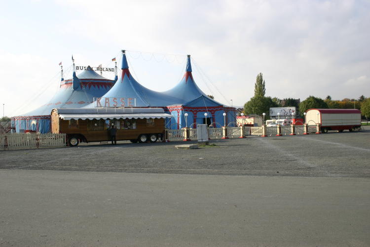 Circus-Gottesdienst im Circus Busch-Roland